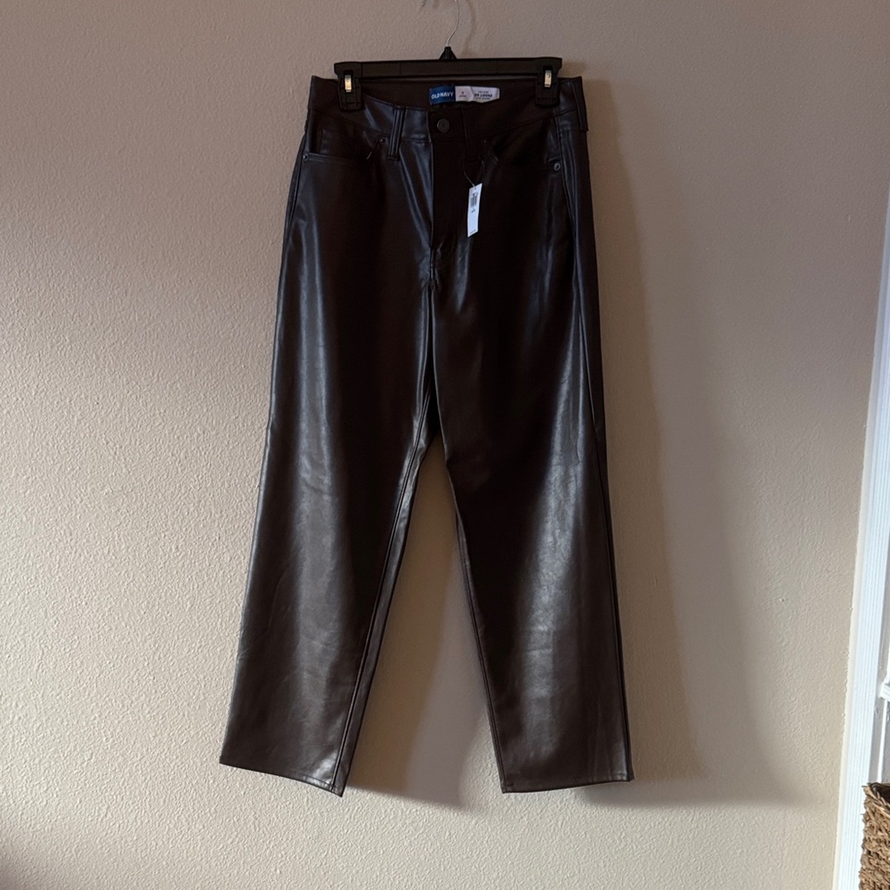 Old Navy Black Straight Leg Pants